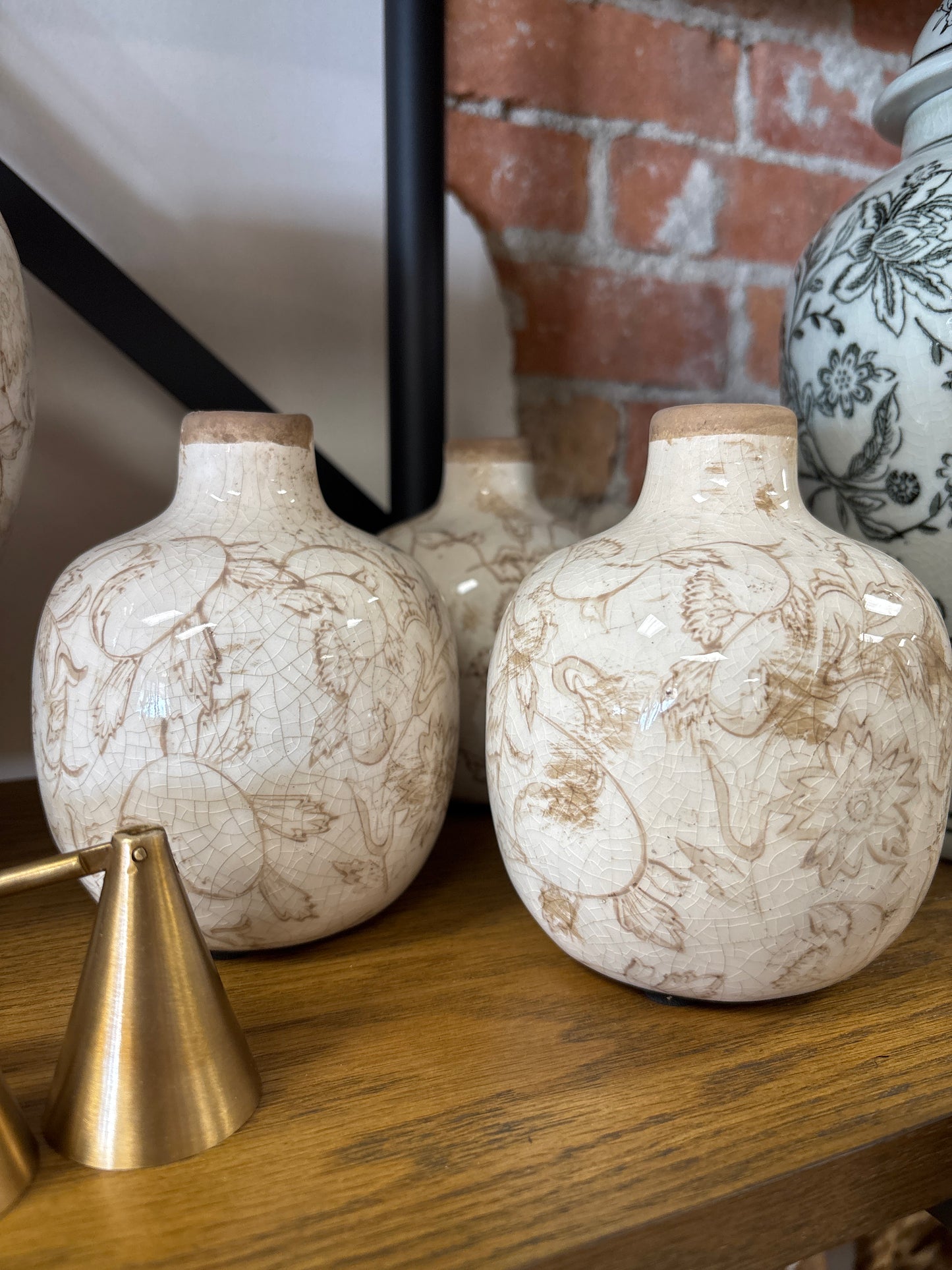 Tan Heirloom Vase Collection