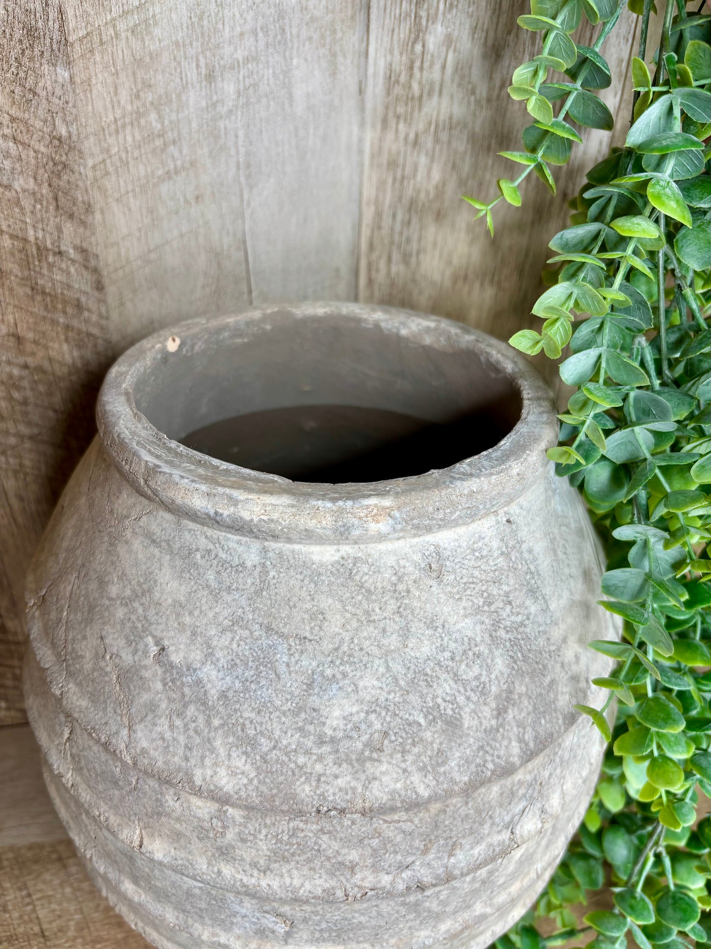 ANTIQUE TAUPE ARTISAN VASE