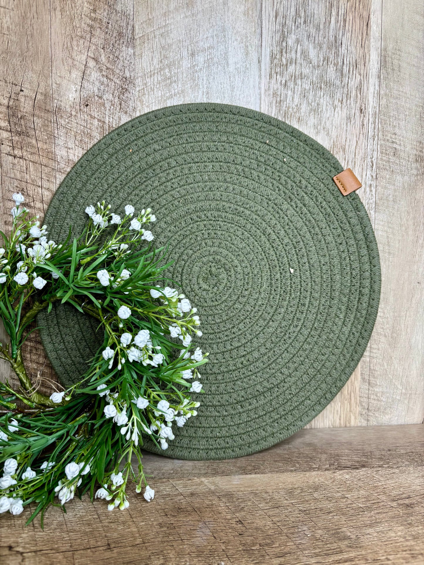 ROUND PLACEMAT
