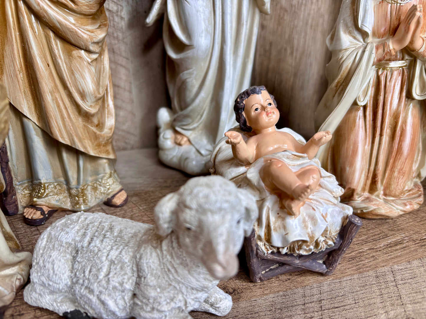 Nativity Set Neutral 11 Piece