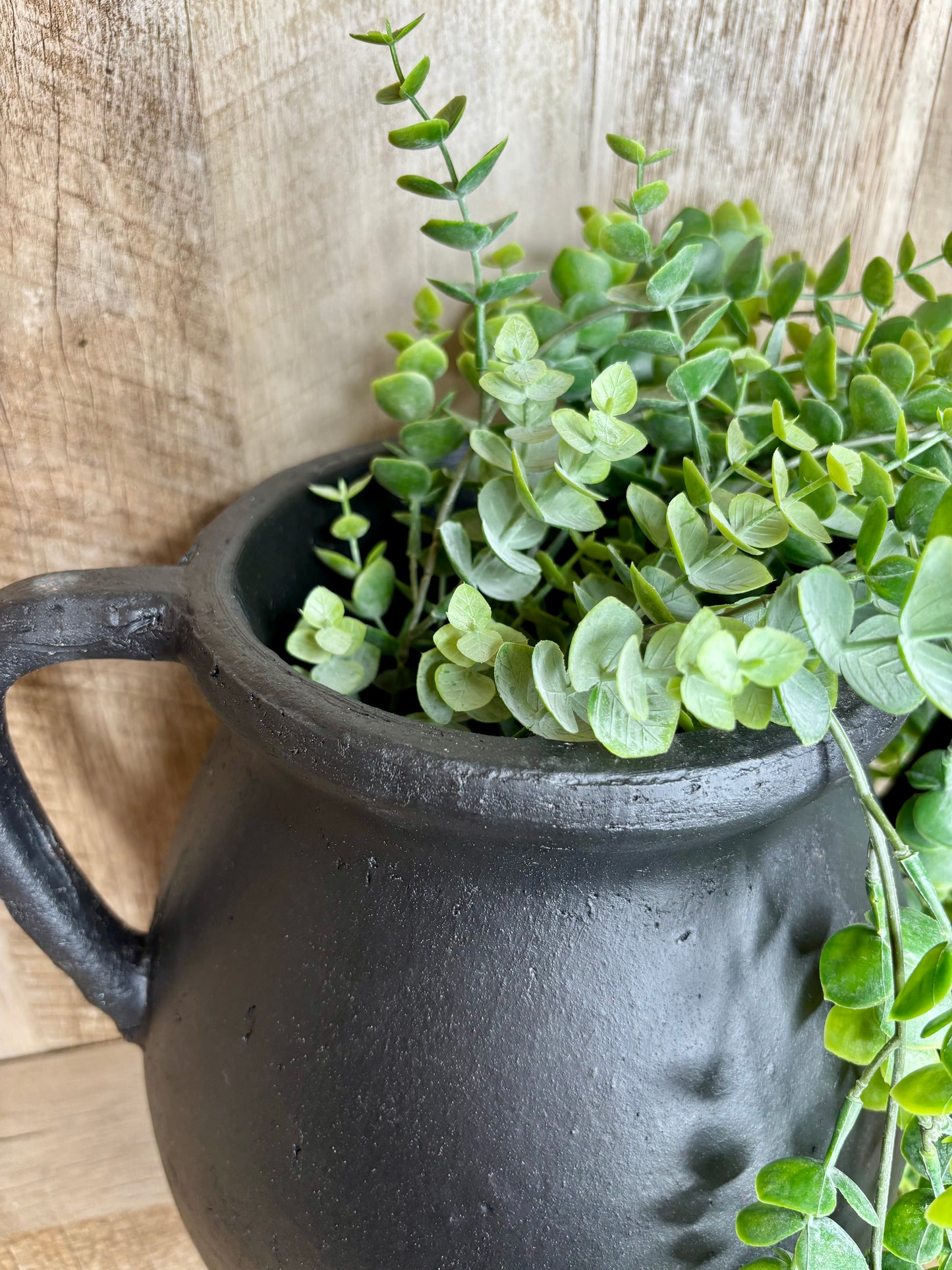 BLACK, 2 HANDLE JUG VASE