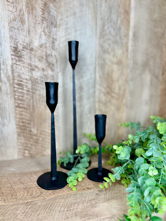 S/3 Iron Candle Holder