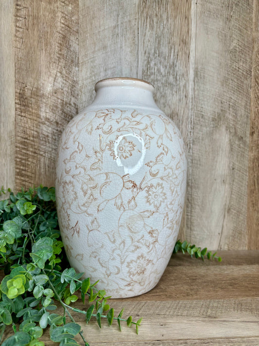 BEIGE HEIRLOOM VASE