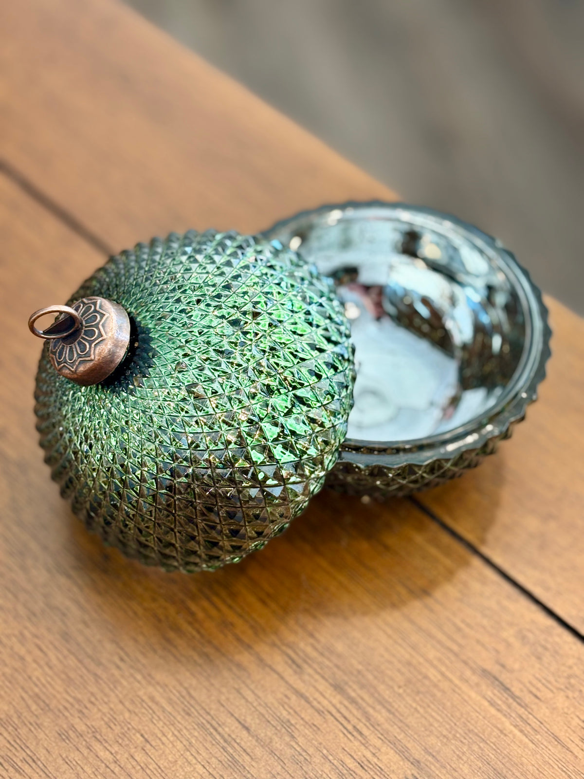Green Diamond Orn Jar