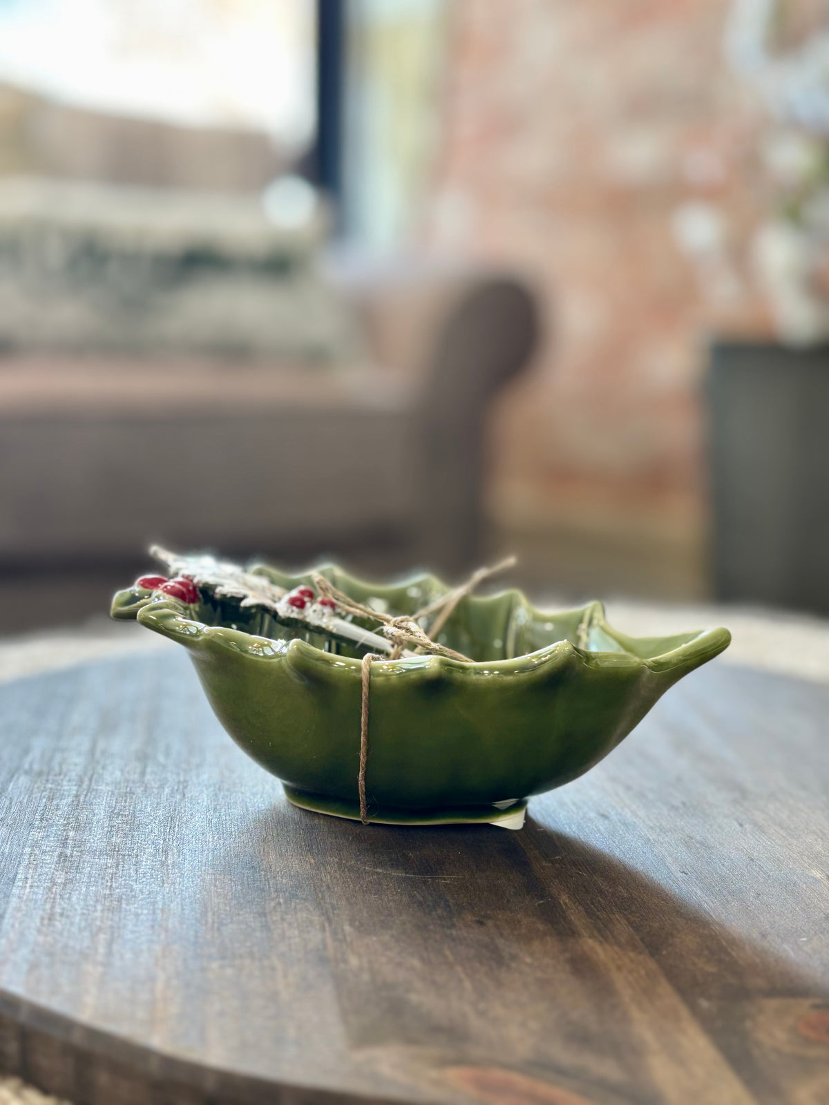 Holly Bowl Set