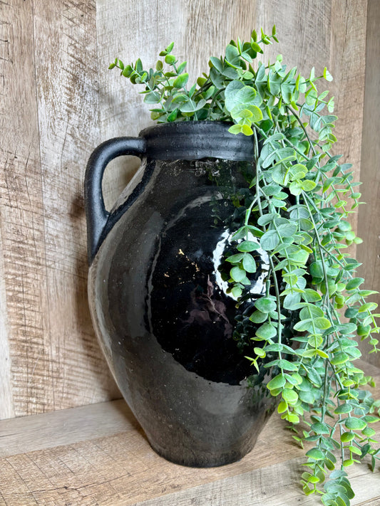 GLOSS BLACK HANDLE VASE
