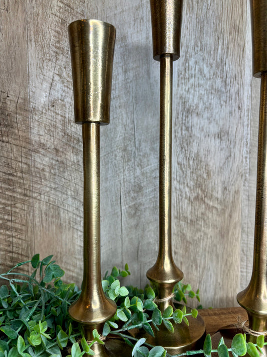 S/3 GOLD FINISH CANDLE PILLARS