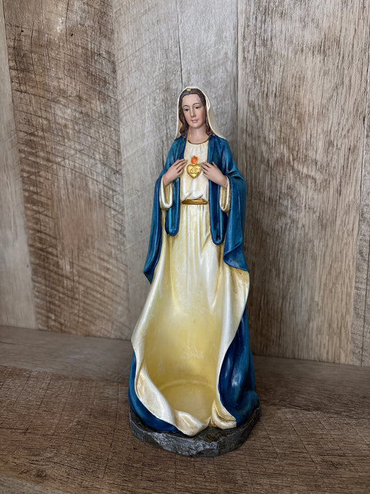 Immaculate Heart of Mary Figure