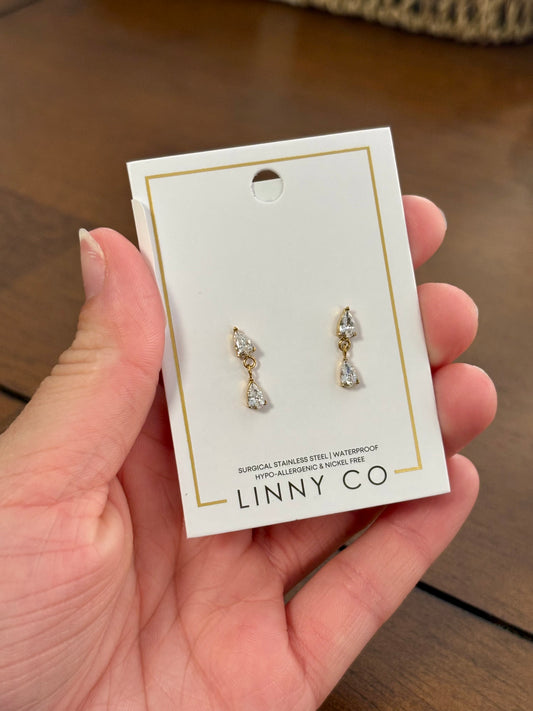 Vivian Stud Earrings