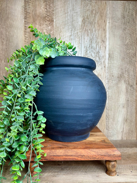 BLACK FAT LIP VASE
