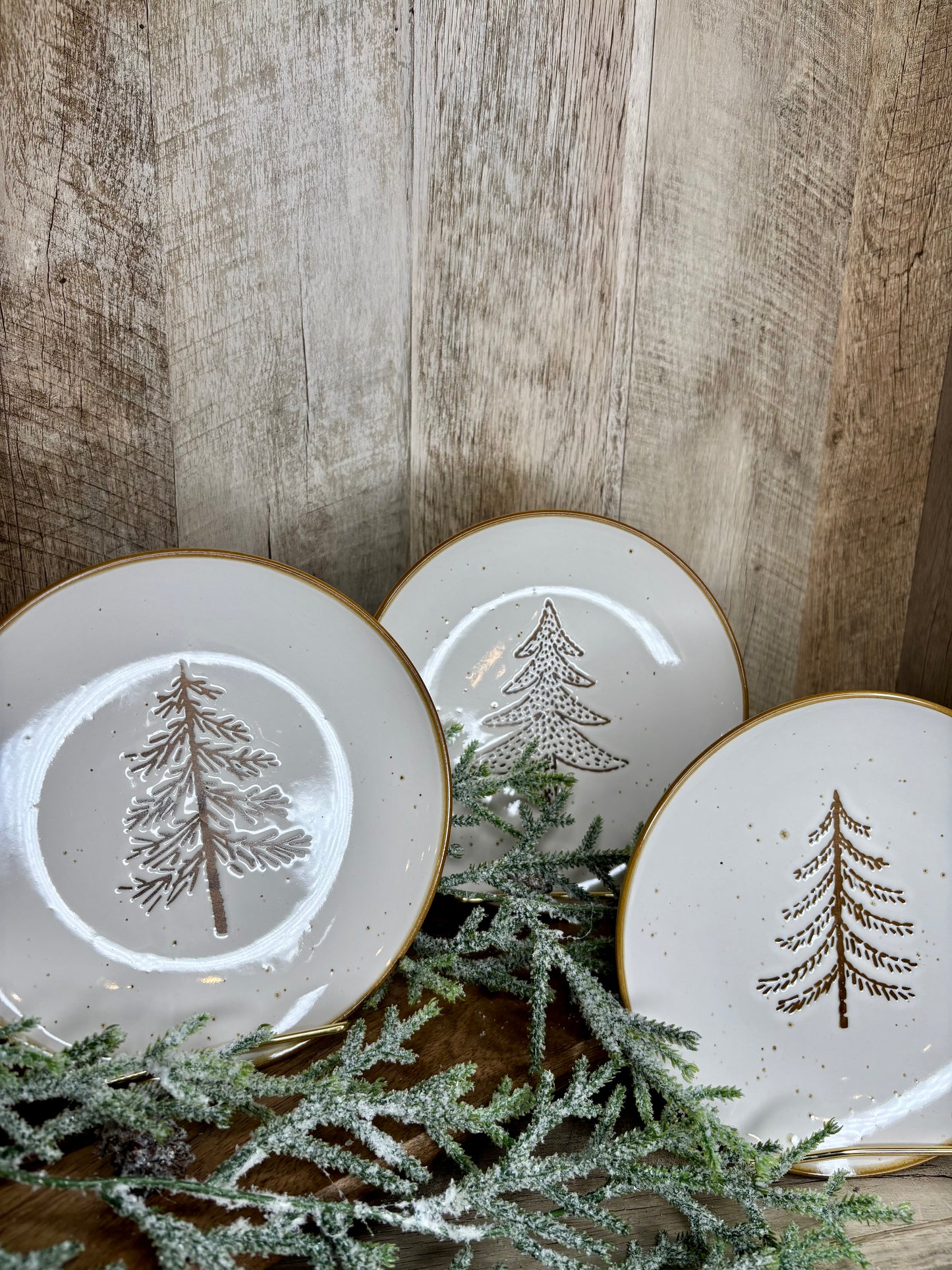 EVERGREEN TREE DESSERT PLATES