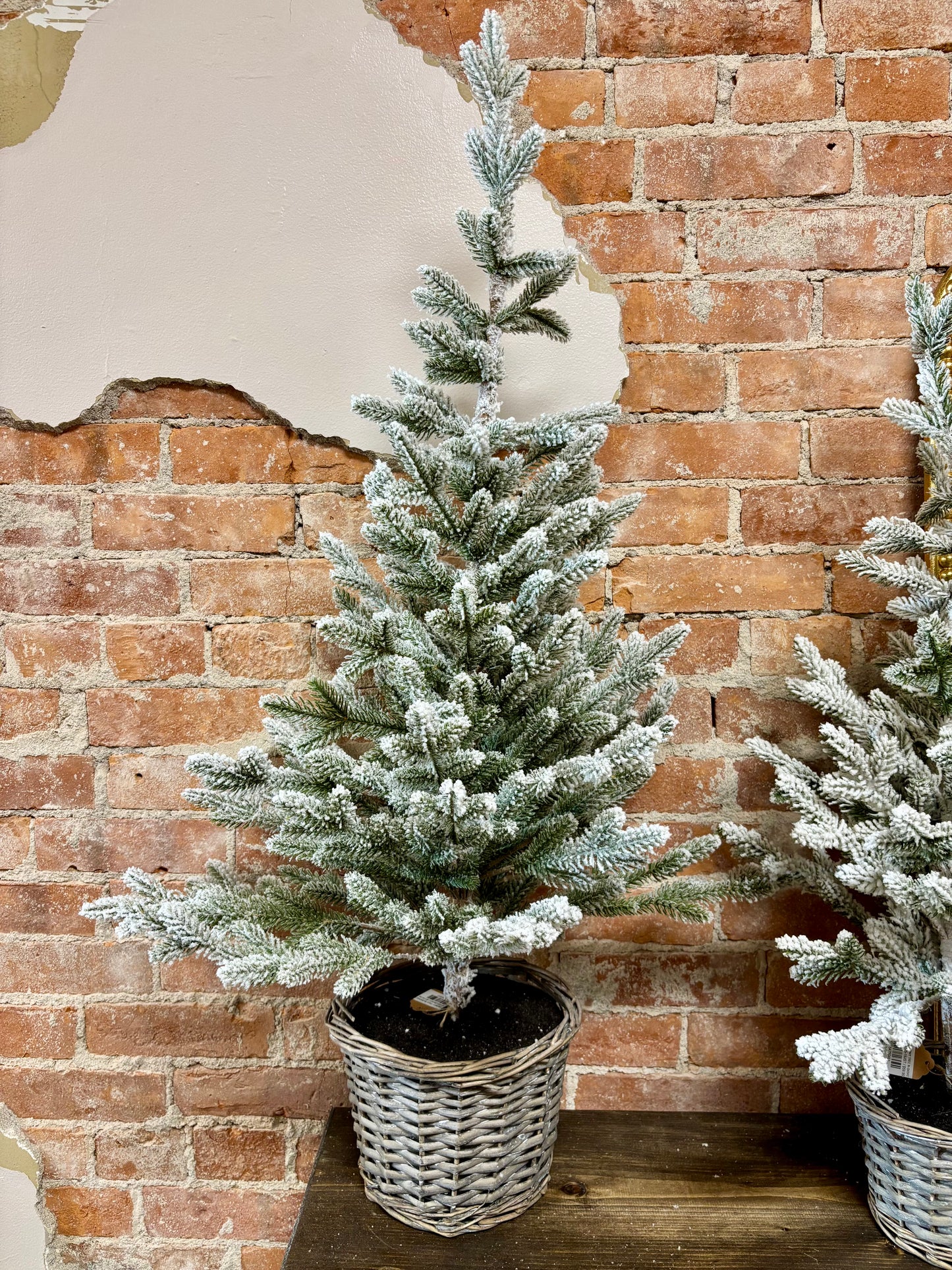 39"H SNOWY TREE IN BASKET
