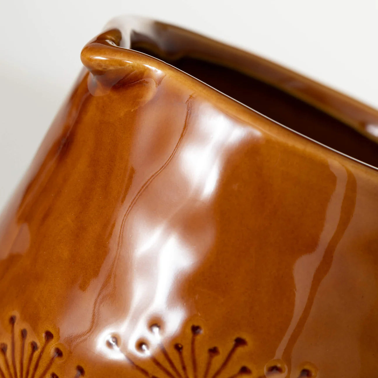 Foliage Pitcher