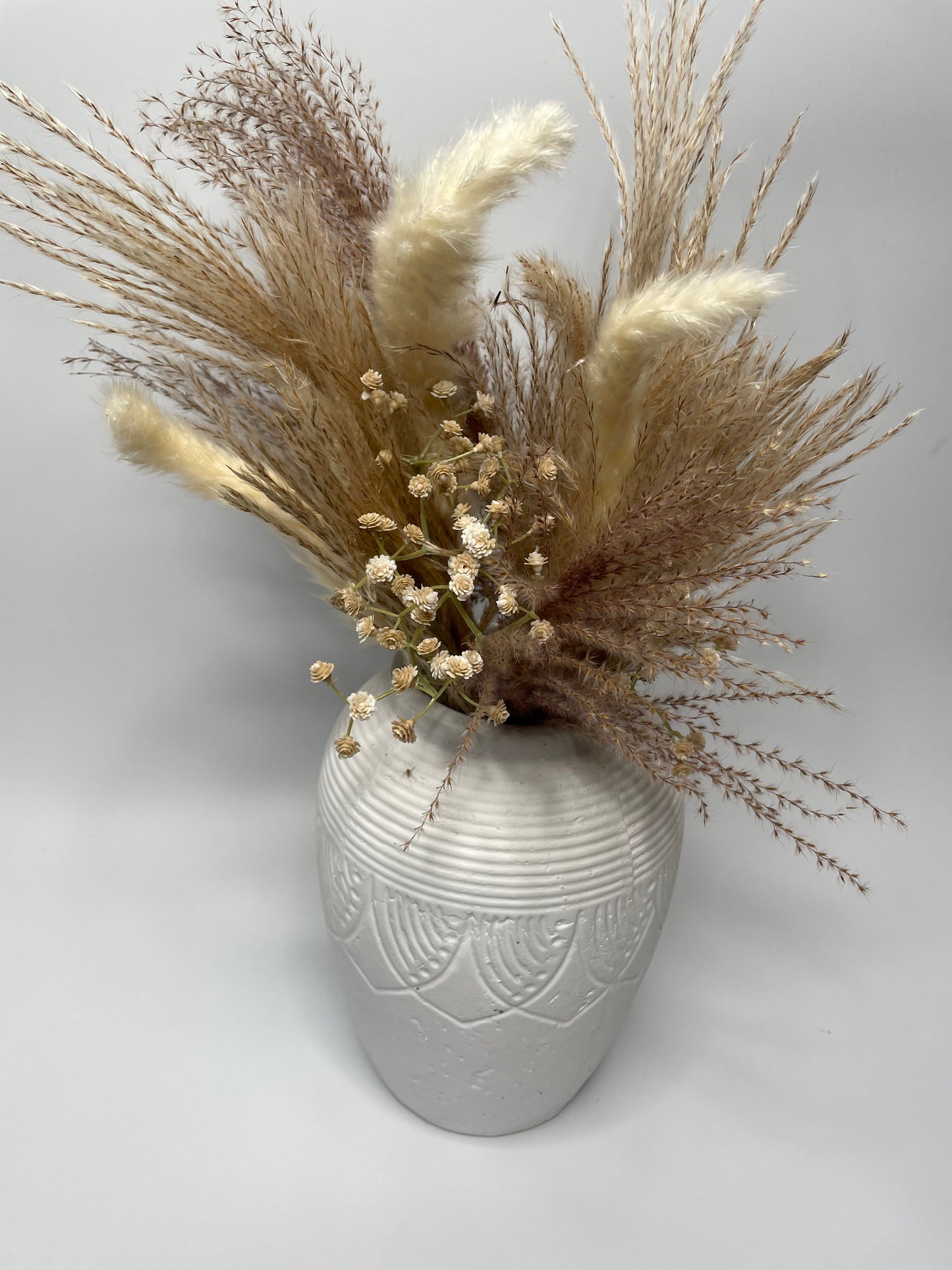 Kody White Clay Pot