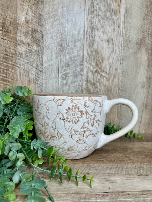 BEIGE HEIRLOOM TEA CUP PLANTER