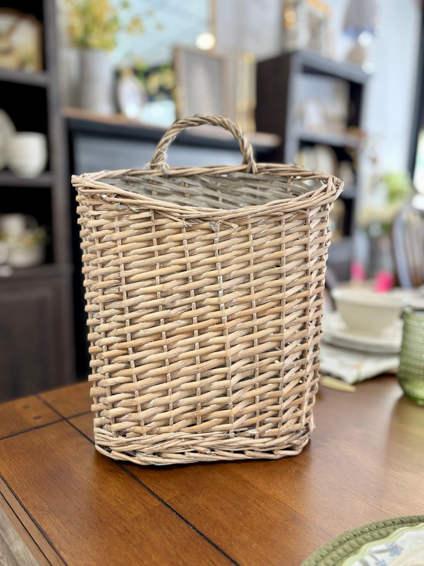 WILLOW HANGING BASKET