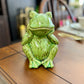 GREEN SITTING FROG