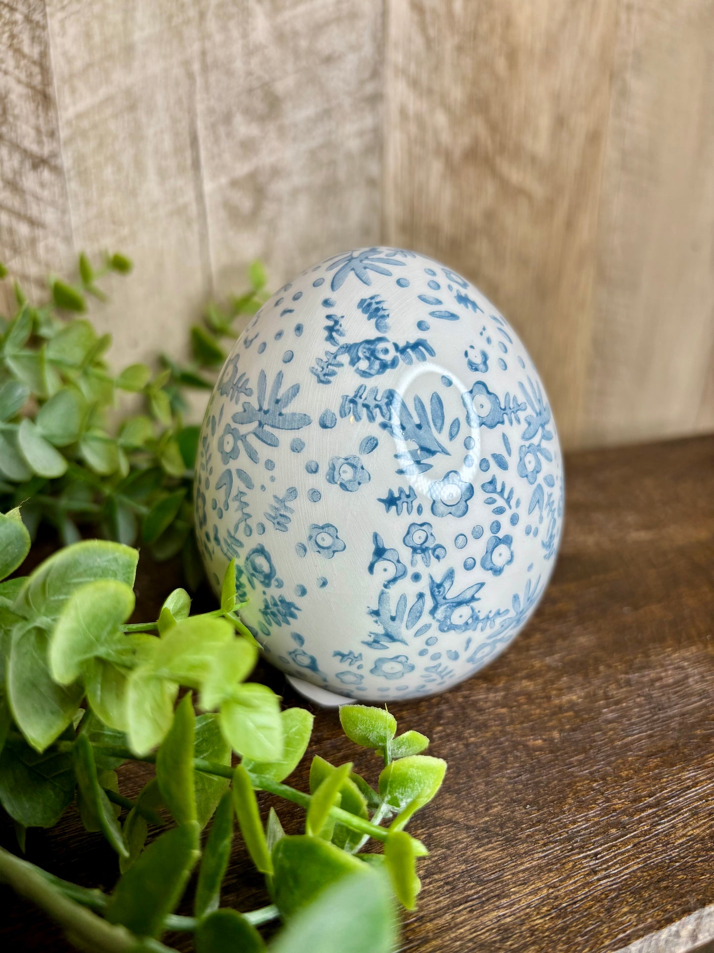 BLUE FLORAL DOLOMITE EGG