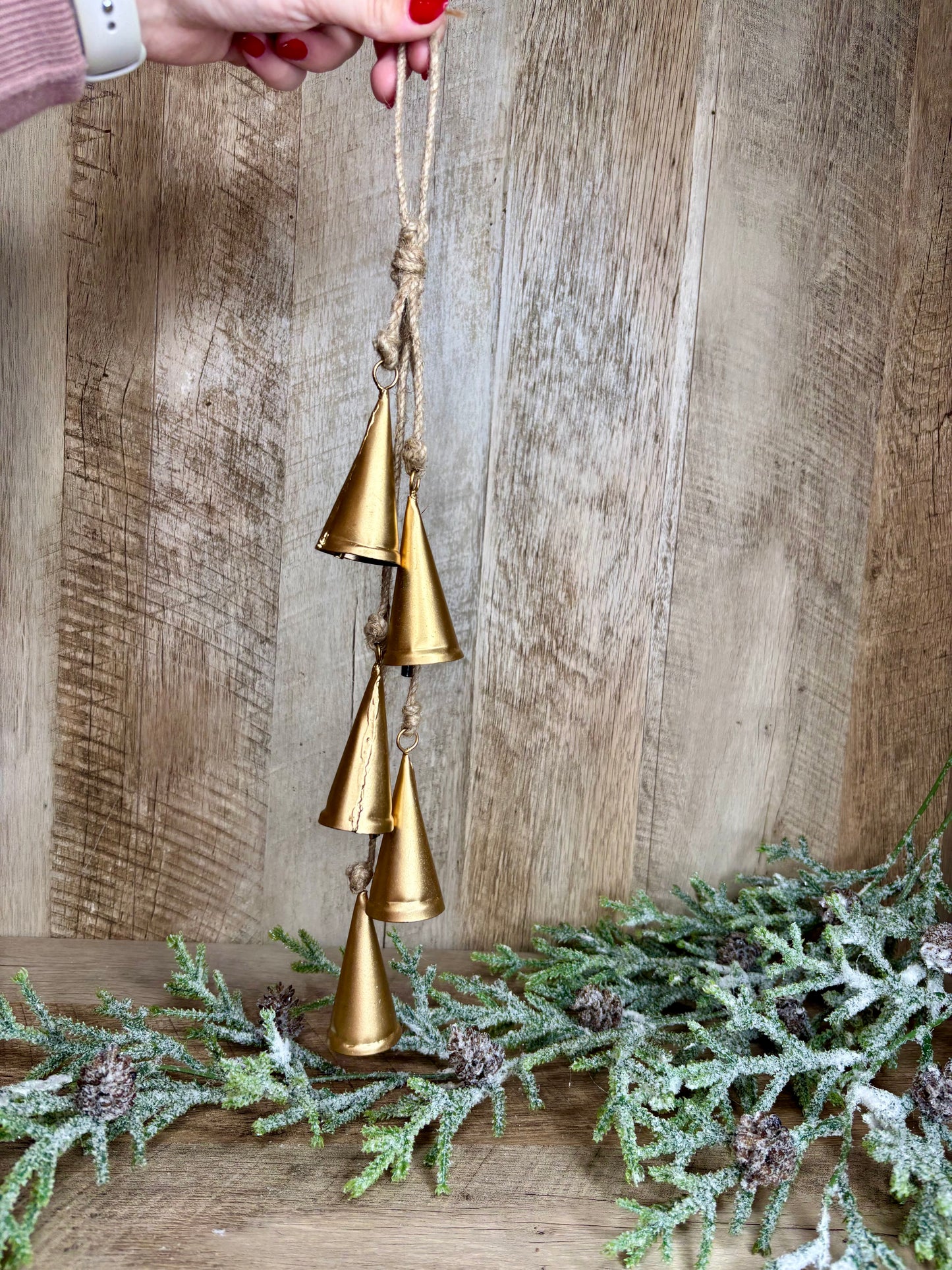 16" HANGING GOLD COWBELLS