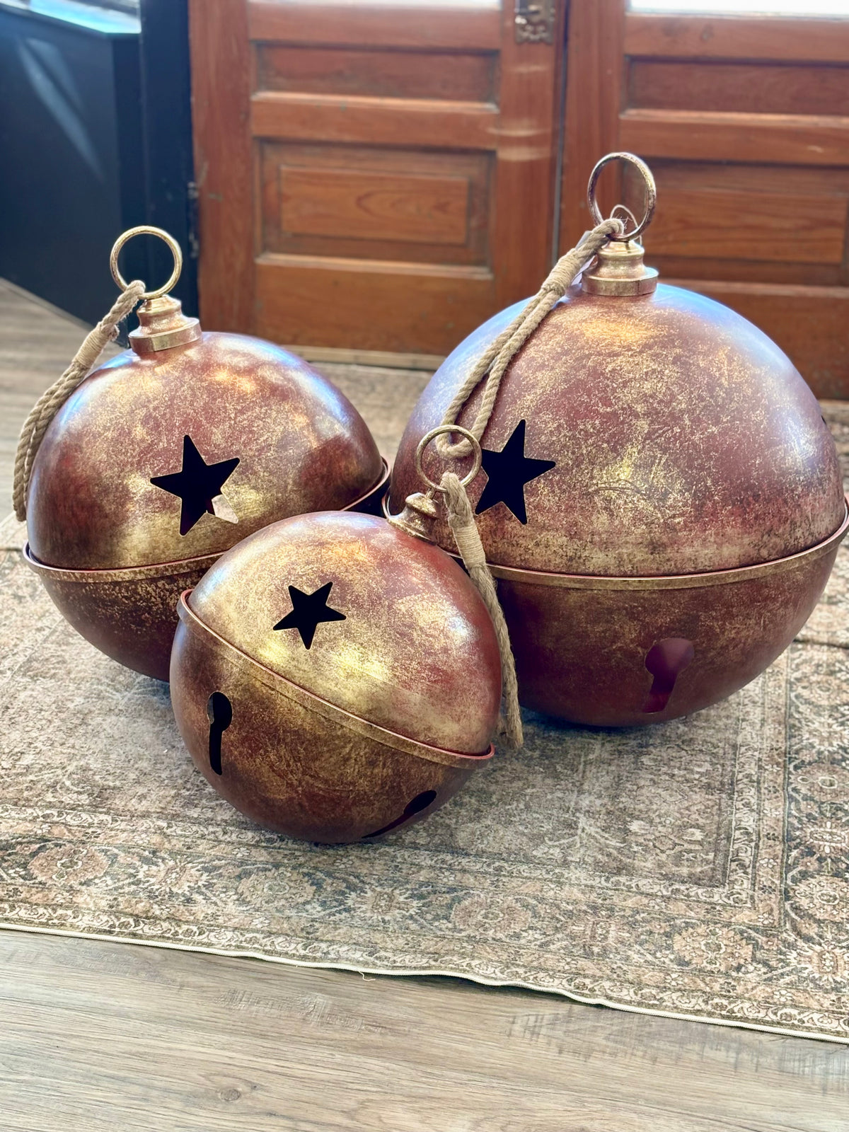 S/3 Jumbo Bells