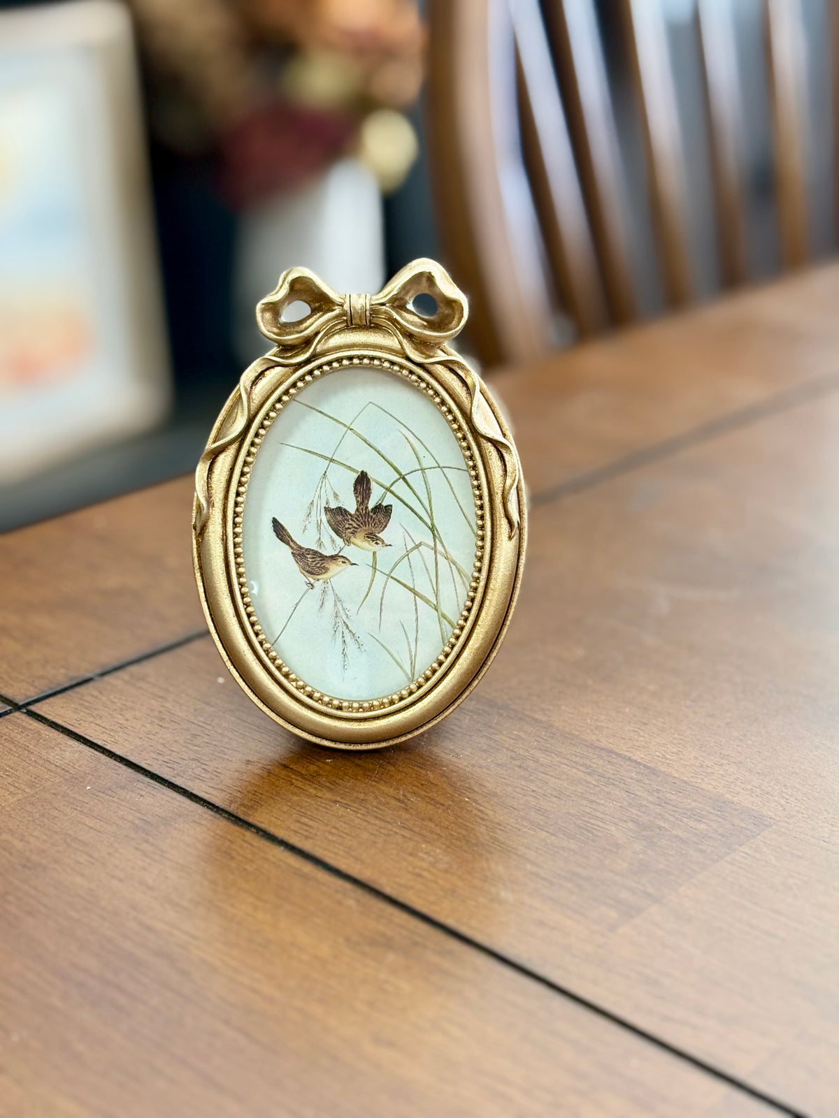 Gold Oval Frame