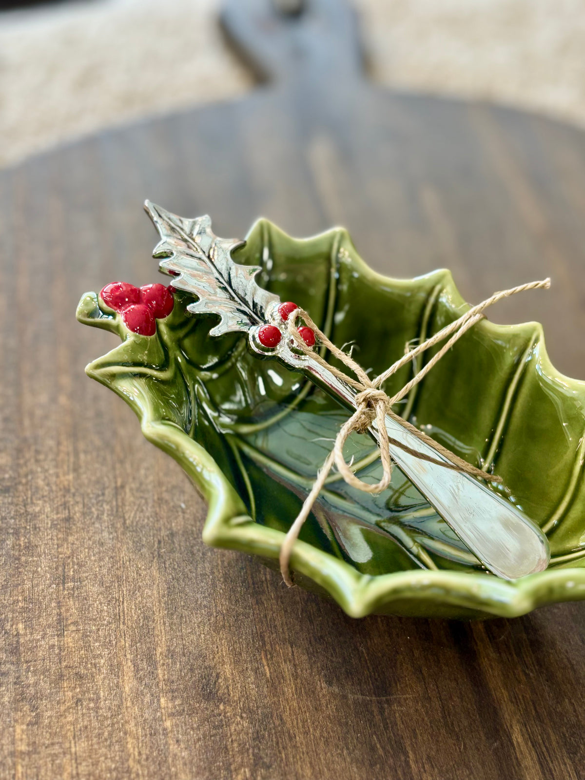 Holly Bowl Set