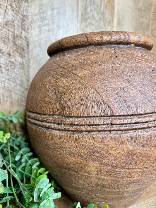 BROWN CEMENT LINE VASE