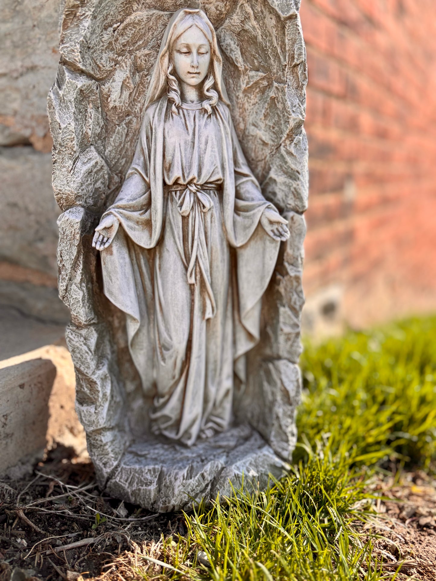 LED Solar Our Lady of Grace
