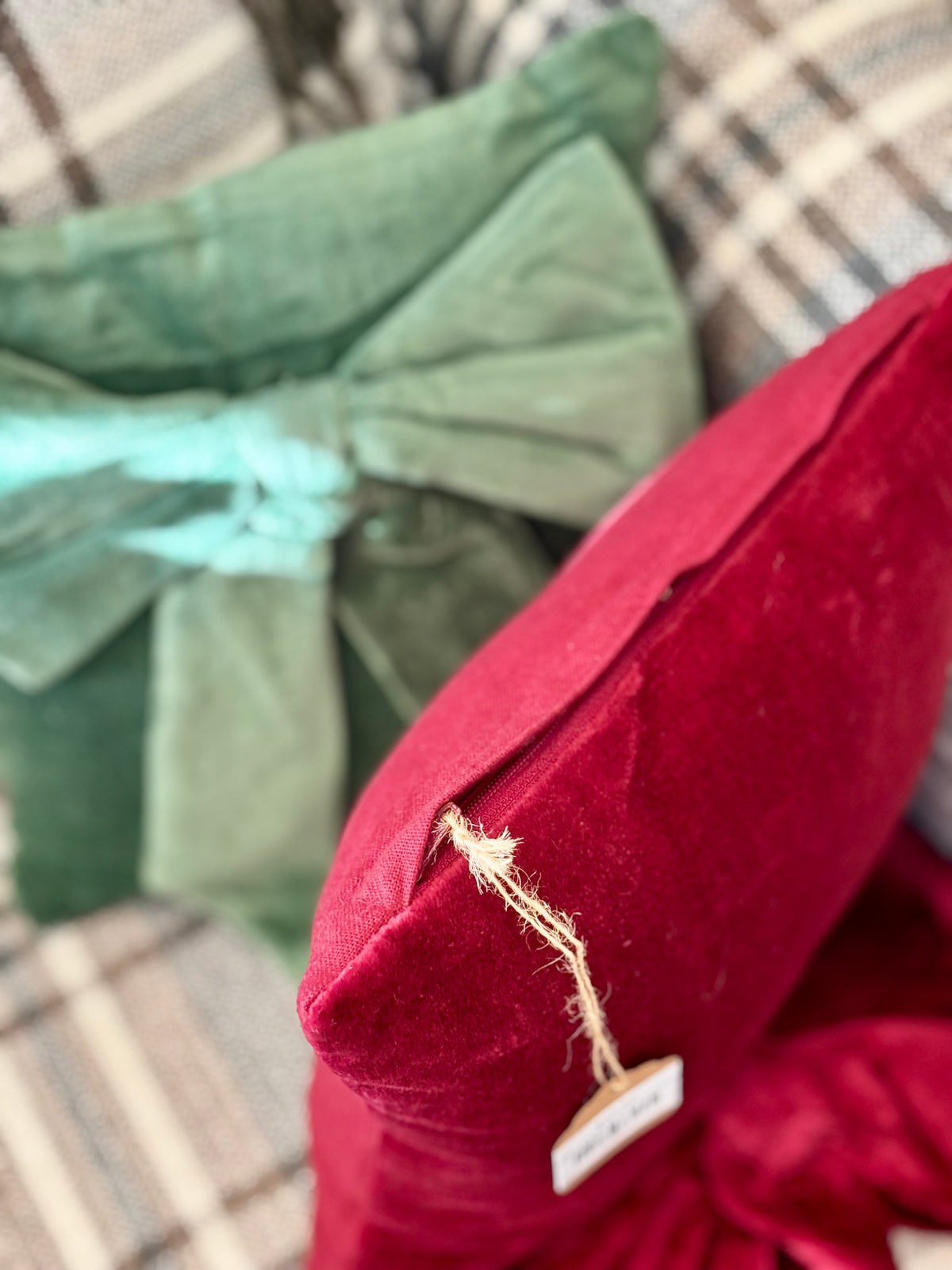 Bow Pillow