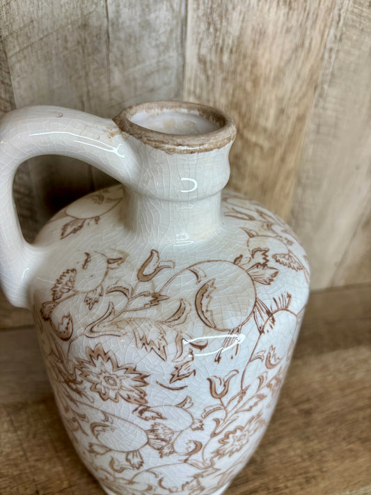 BEIGE HEIRLOOM HANDLE VASE