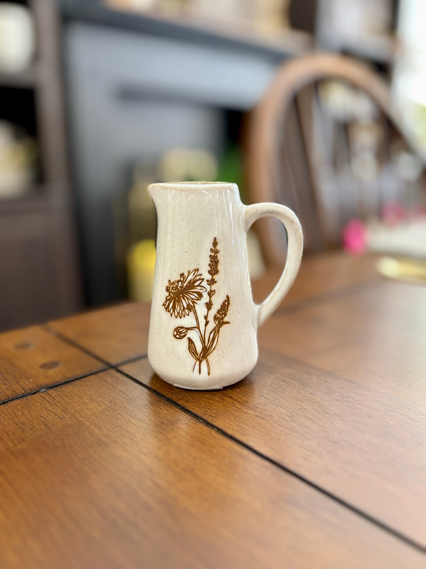 FLORAL MINI PITCHERS