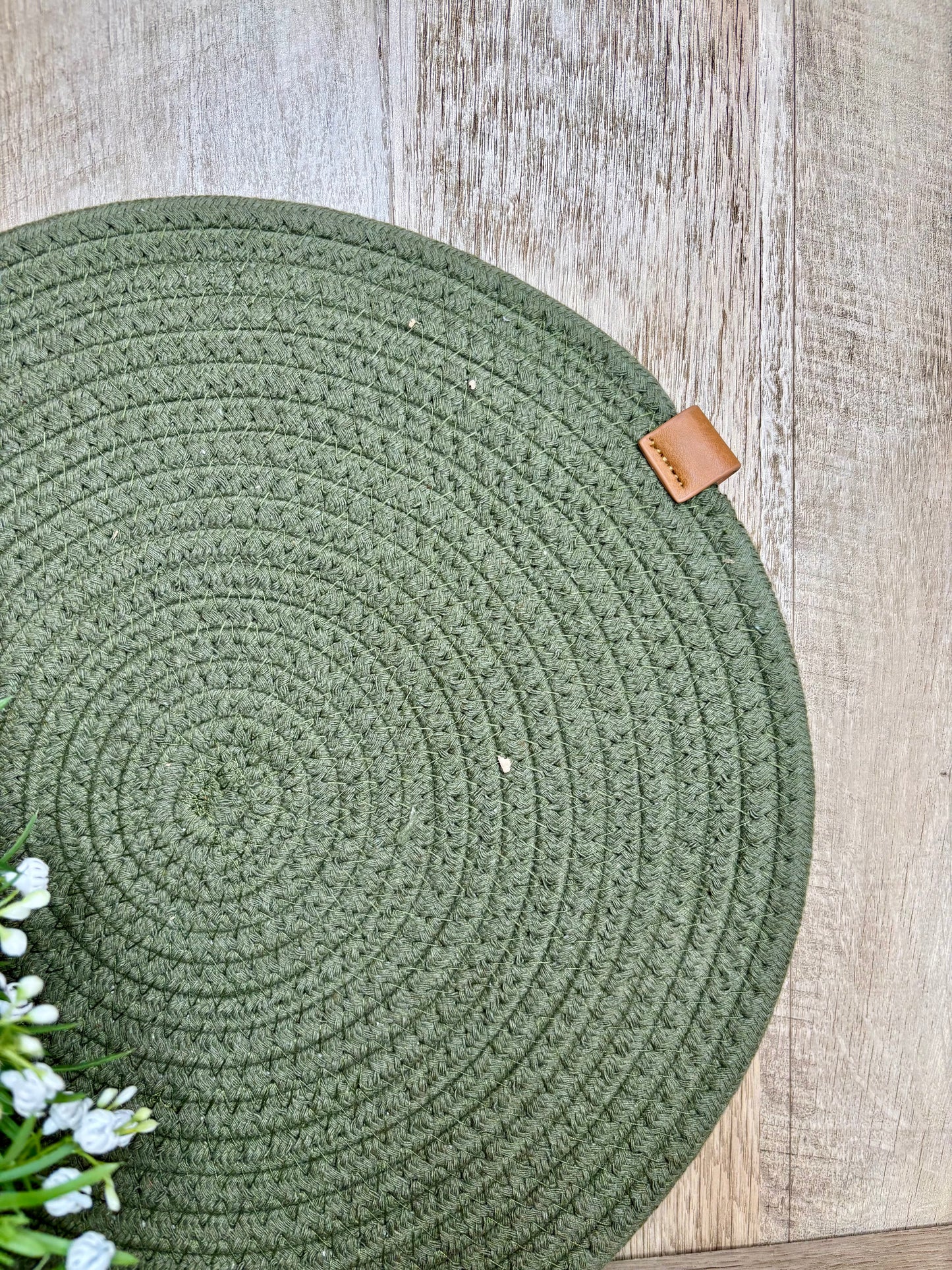ROUND PLACEMAT