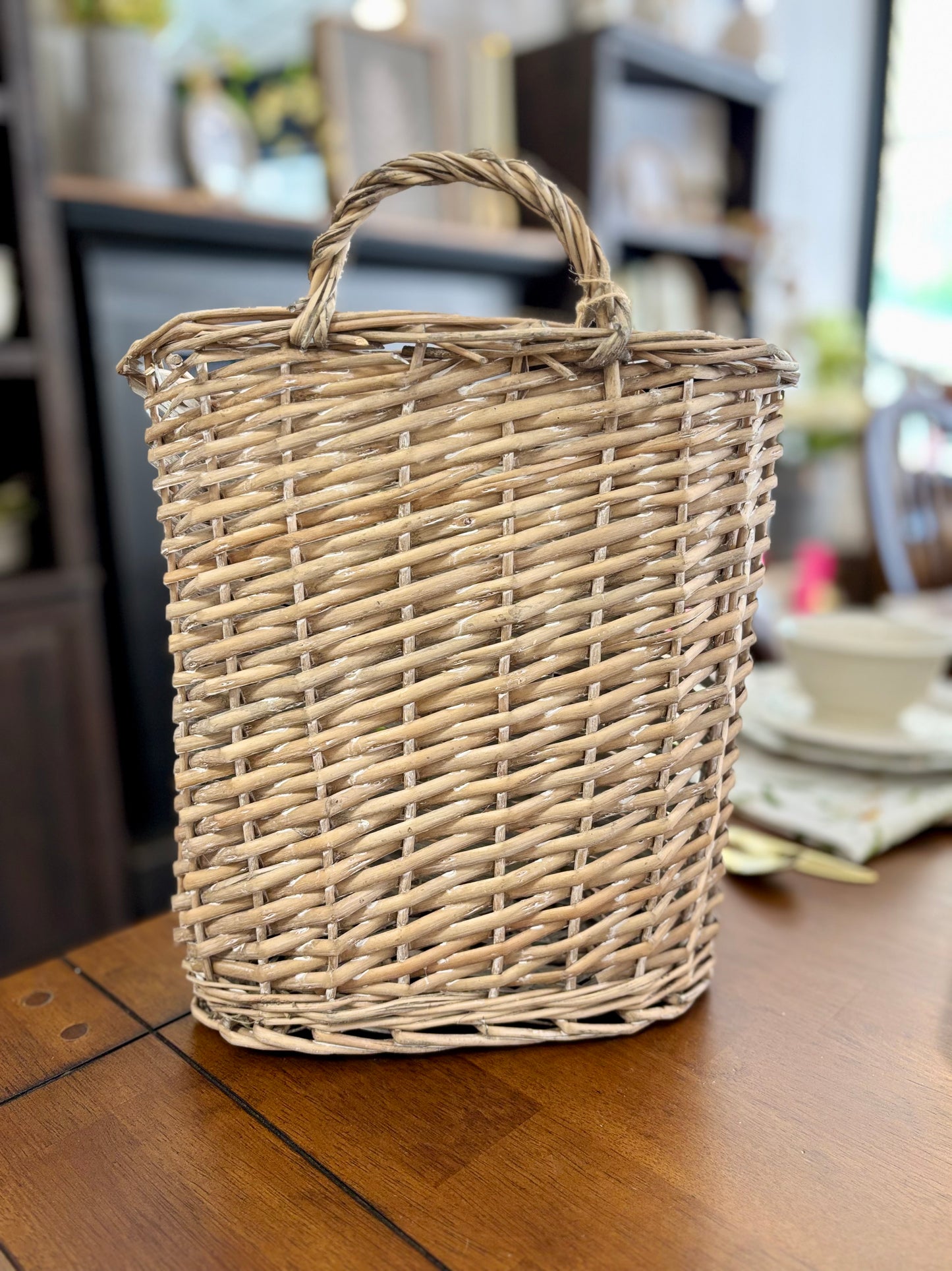 WILLOW HANGING BASKET