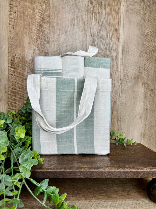 GREEN/WHITE TOWEL SET WITH BAG