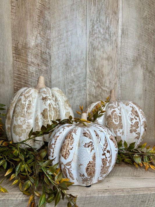 7"H BEIGE HEIRLOOM PUMPKIN