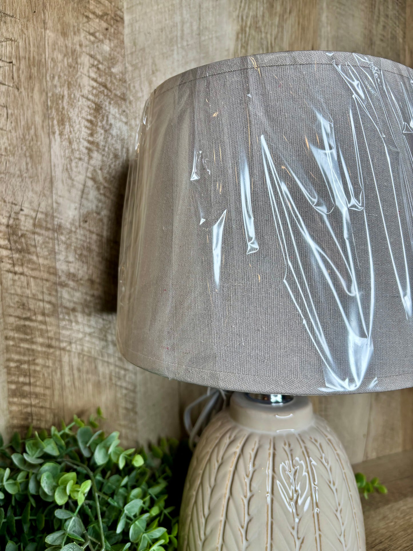 WHITE LINE PATTERN LAMP