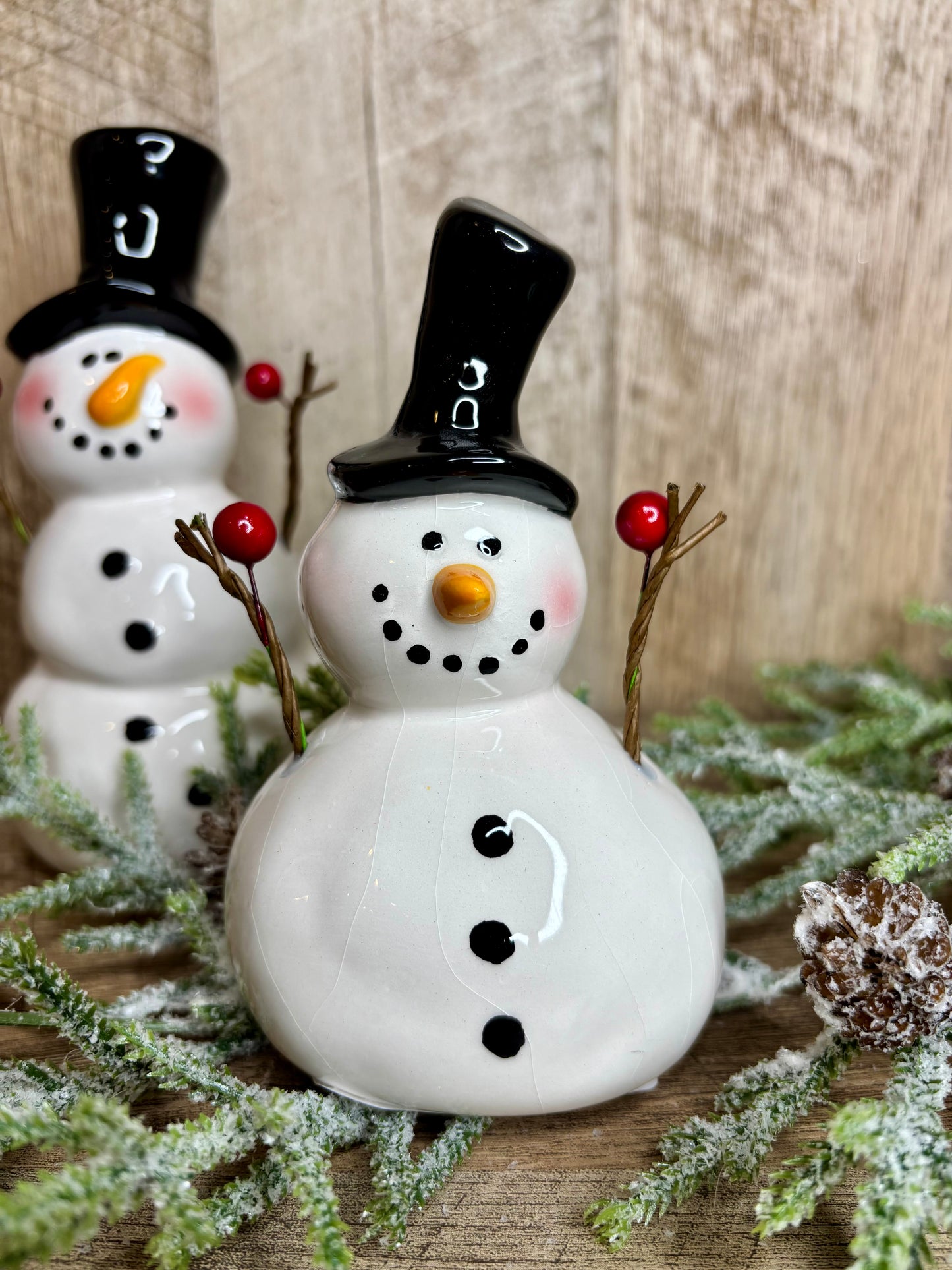 5.5" CERAMIC SNOWMAN