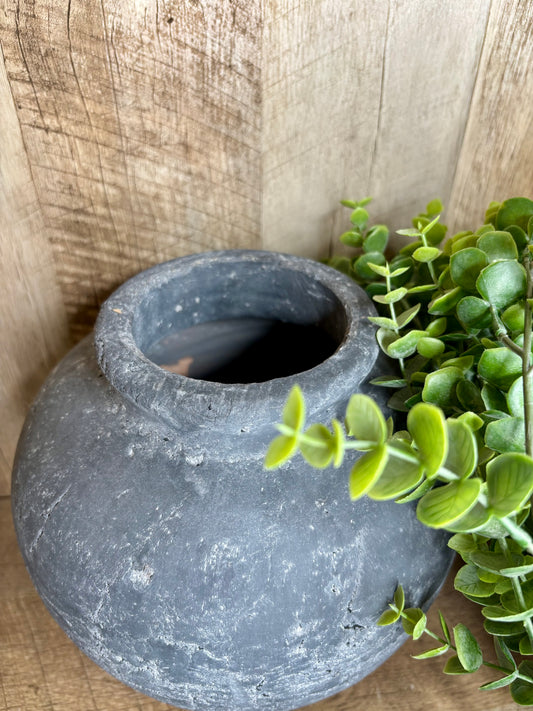 BLACK BOUQUET VASE
