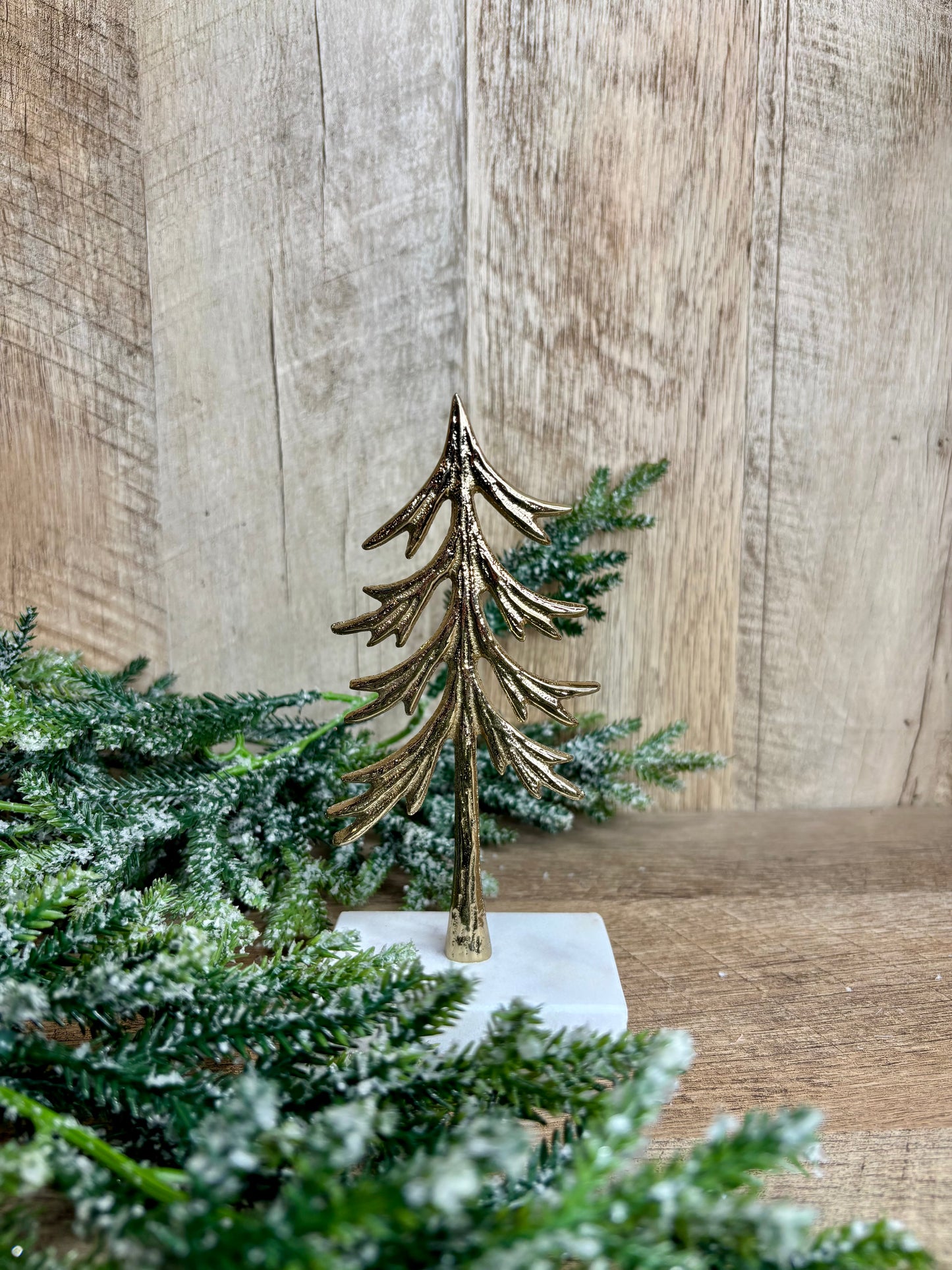 6.3" METAL TREE ON BASE