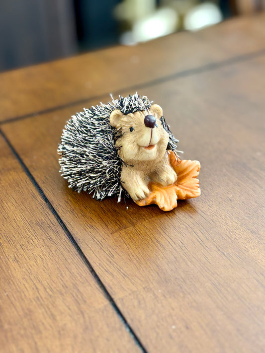 Hedgehog w/ Leaf
