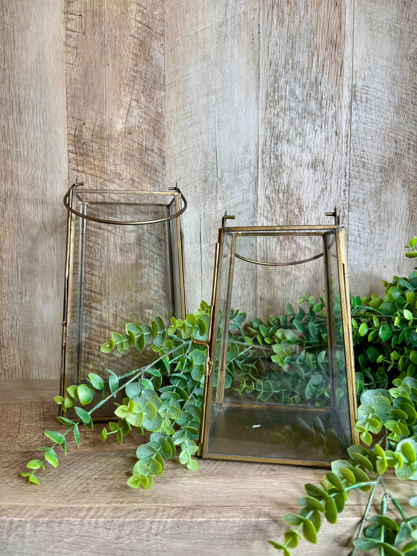 GLASS AND IRON HANGING LANTERN