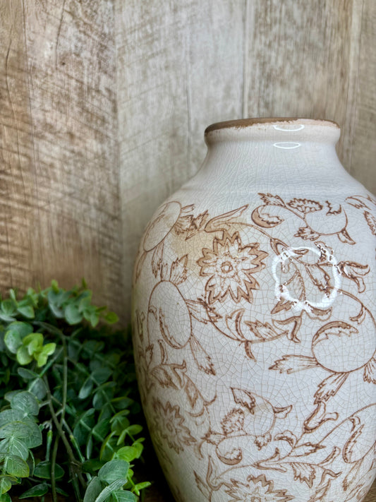 BEIGE HEIRLOOM VASE