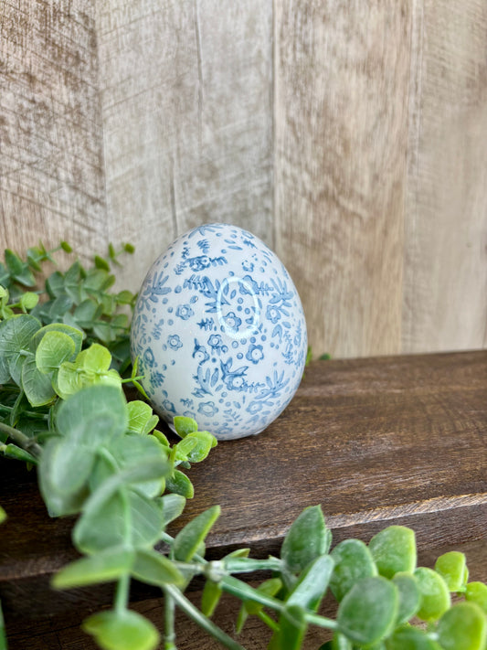 BLUE FLORAL DOLOMITE EGG