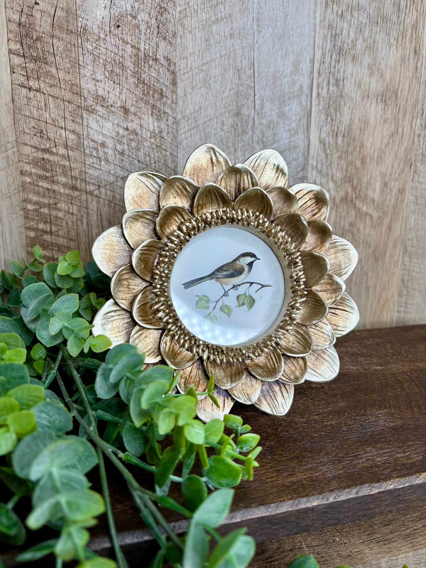 GOLD FLOWER EDGE PHOTO FRAME