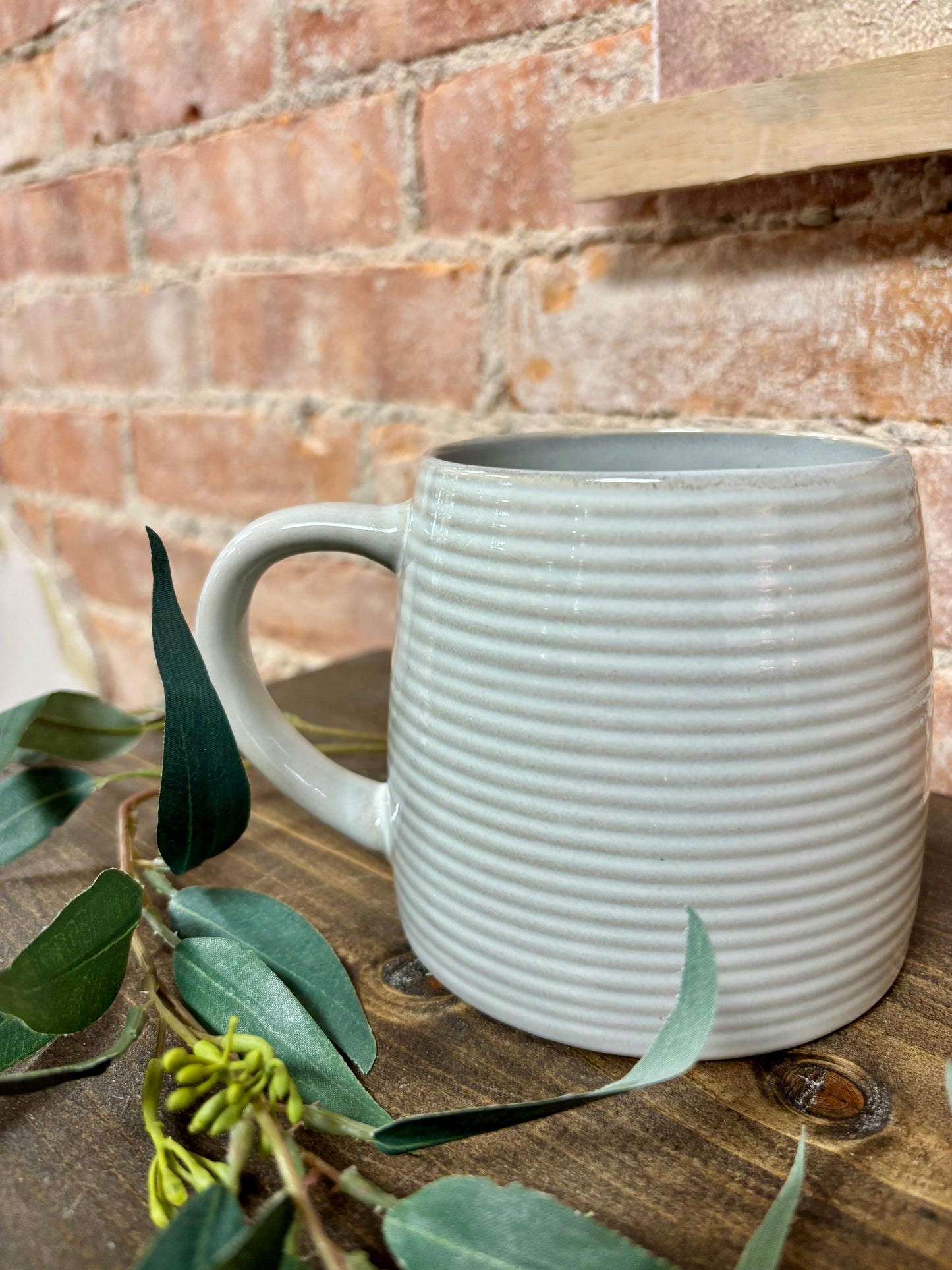 STONEWARE MUG