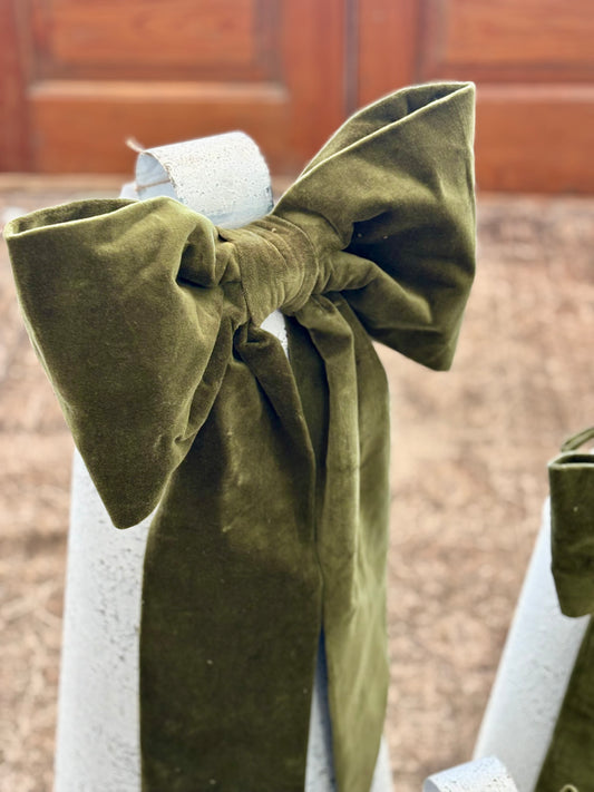 Bell w/ Green Velvet Bow