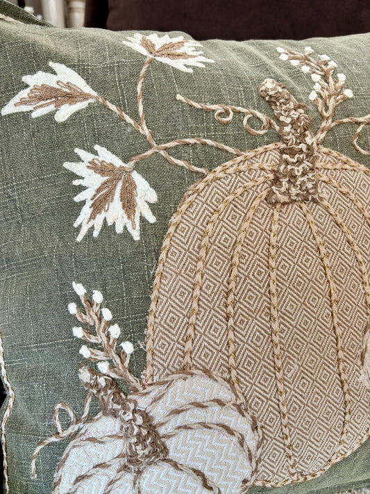 18 X 18 AUTUMN PUMPKINS GREEN PILLOW