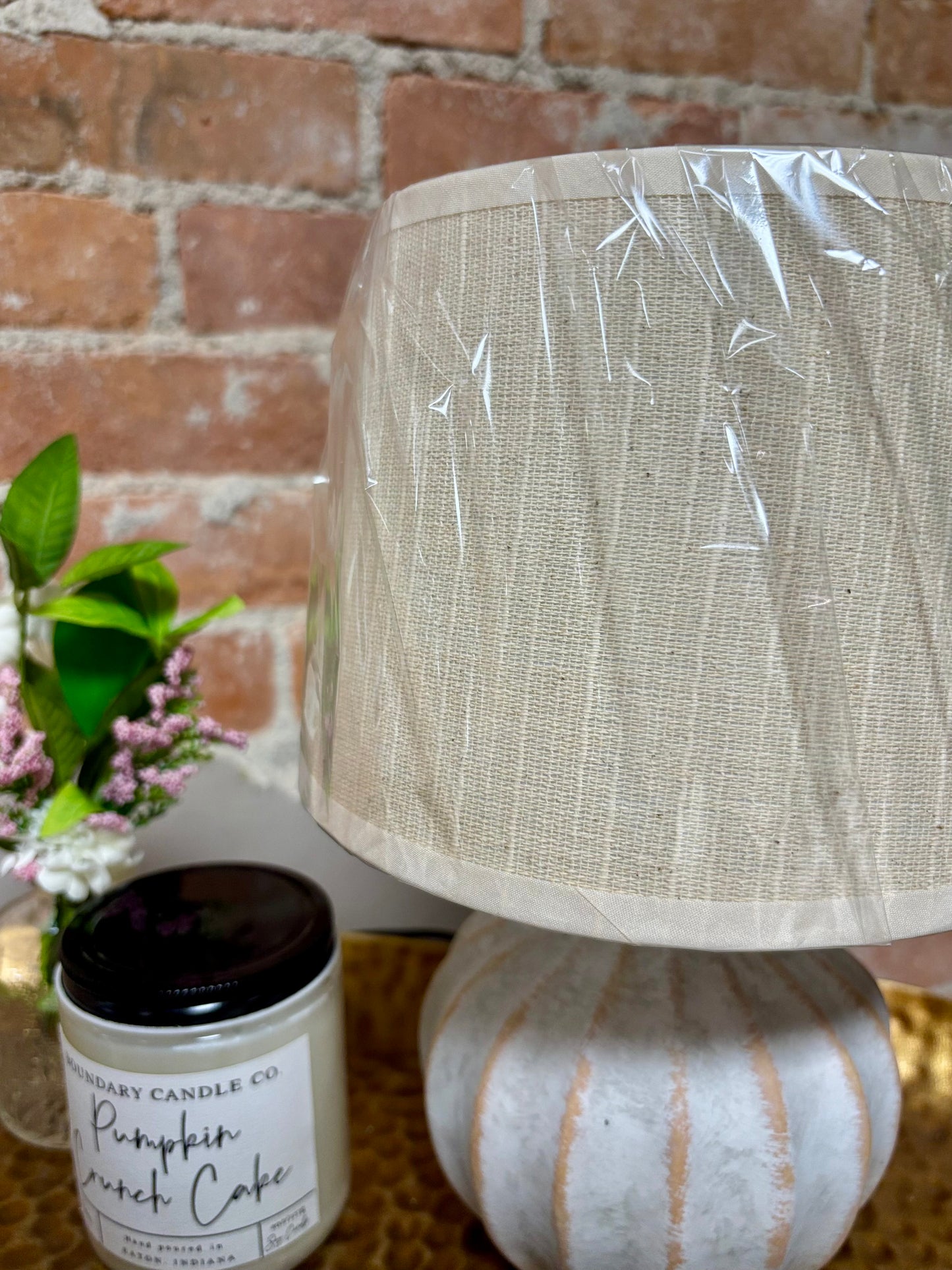 BEIGE WASH STRIPE LAMP