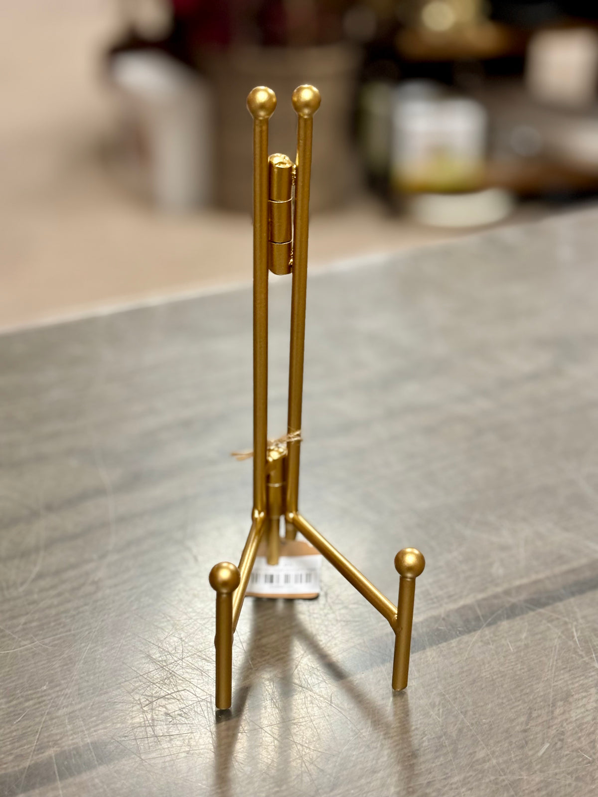 Gold Straight Back Easel