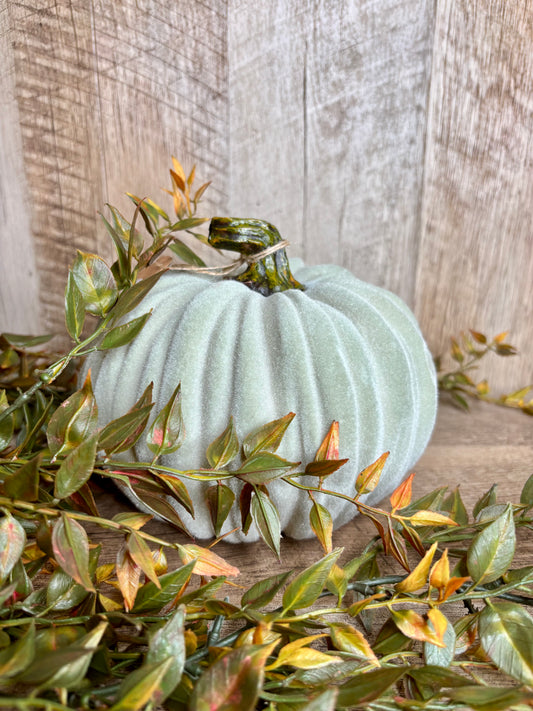 6"W VELVET PUMPKINS
